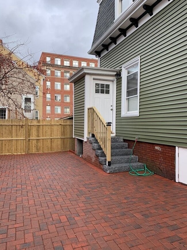 Building Photo - Bright & Affordable Room Near Harvard/MIT