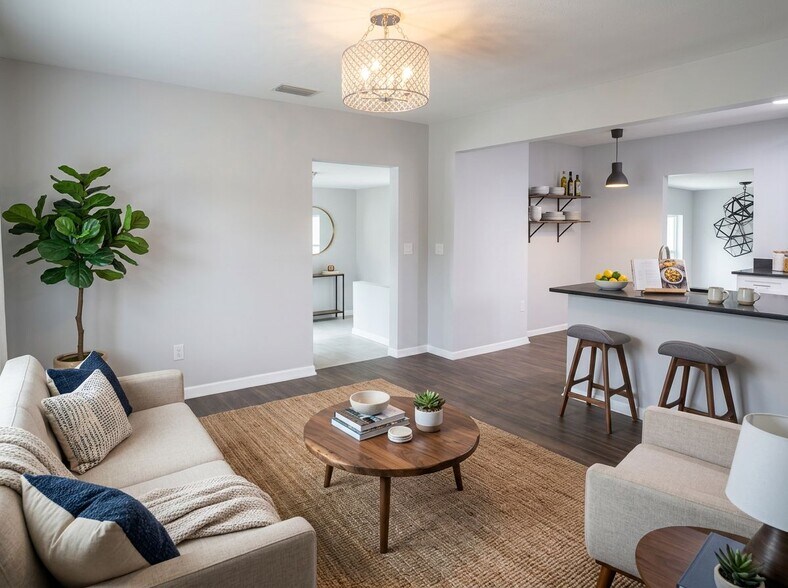 Building Photo - 4606 River Hills Dr