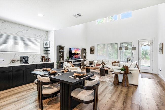 Building Photo - 638 Paisley Harbor Ct