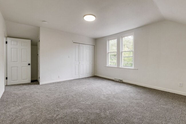 Building Photo - 925 Manton Wy