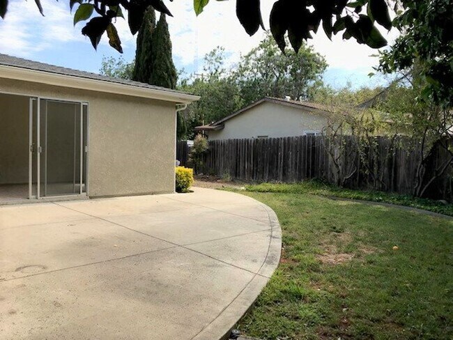 Building Photo - 5 Bedroom in the College Highlands Neighborhood by Cal Poly