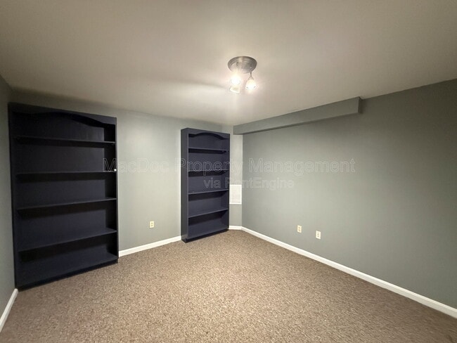 Building Photo - 10500 Westfield Ln