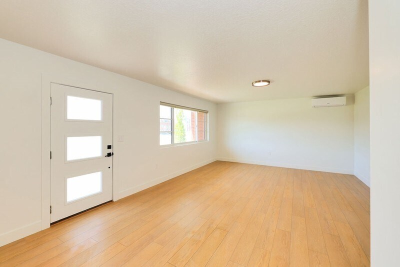 Building Photo - 161 E 5900 S