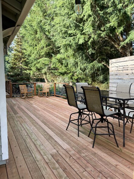 Building Photo - 8938 49th Ct NE