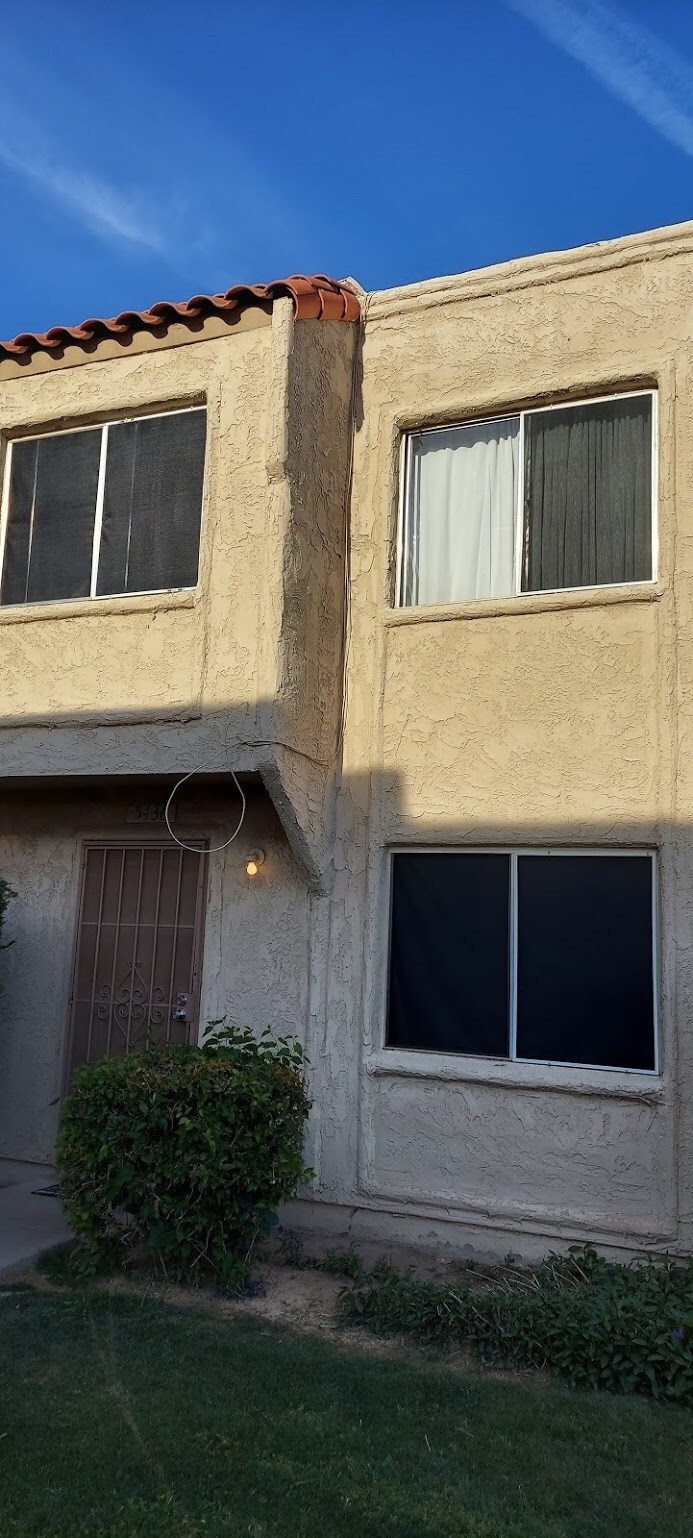 Building Photo - 5436 W Sheena Dr