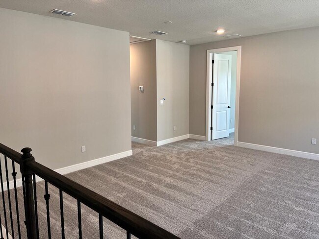 Building Photo - 13627 Ritta Island Dr