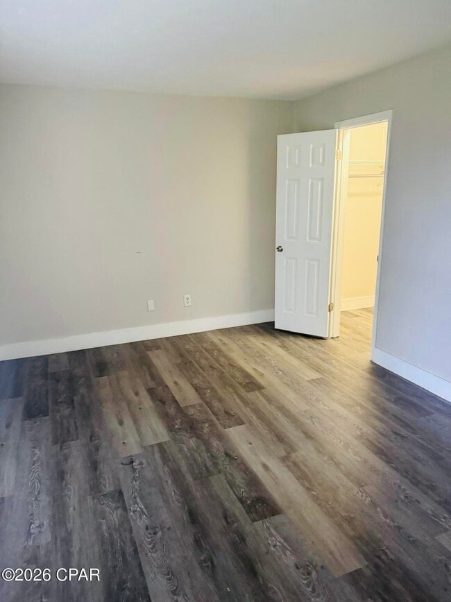 Building Photo - 6615 Enzor St