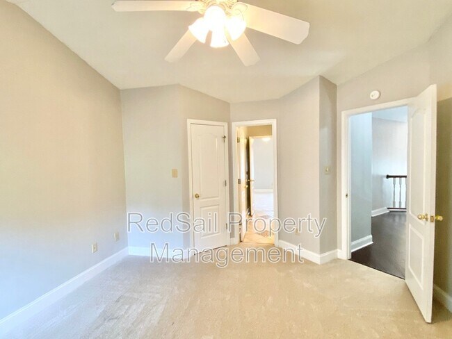 Building Photo - 949 Backspin Ct