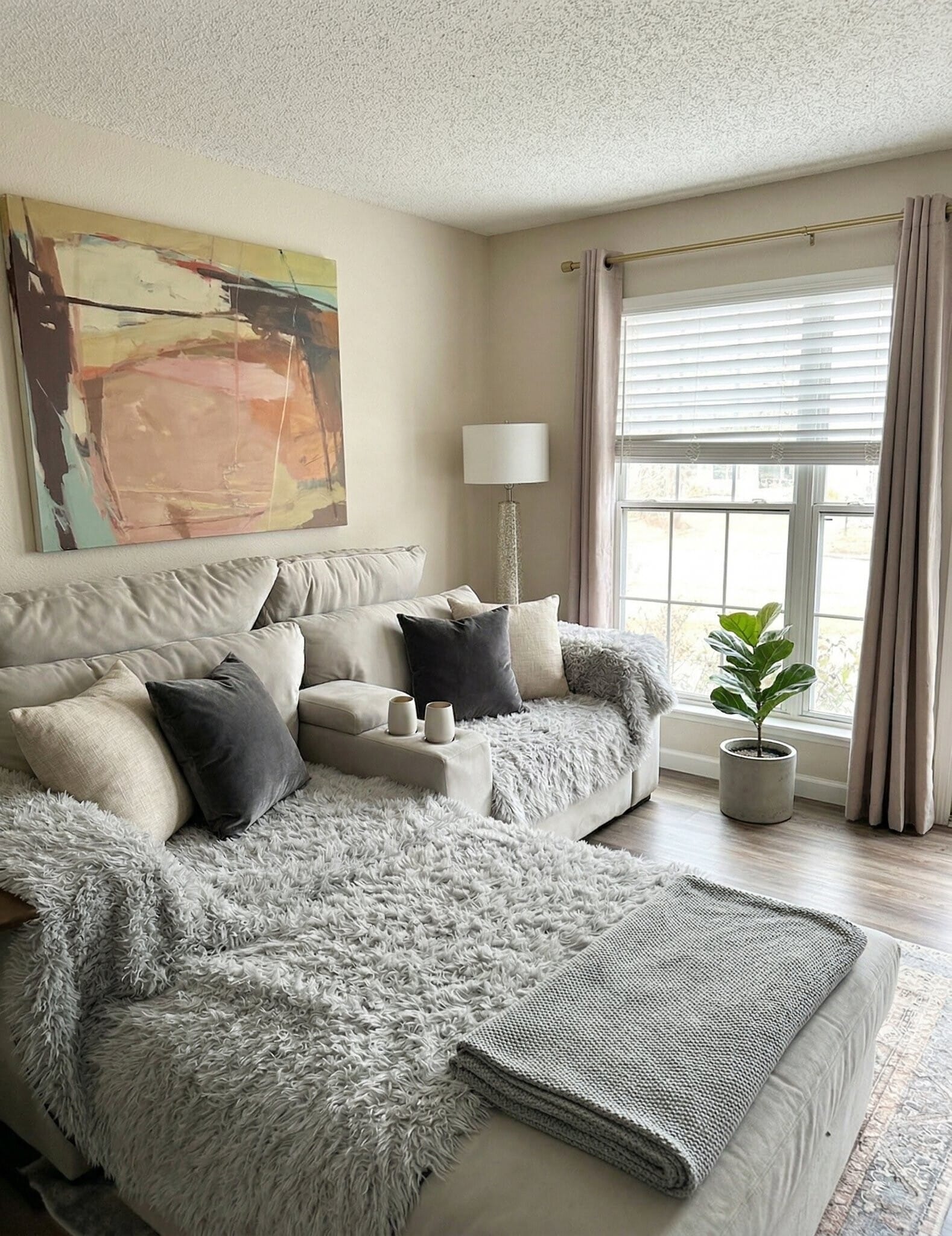 Building Photo - 10557 W Dartmouth Ave