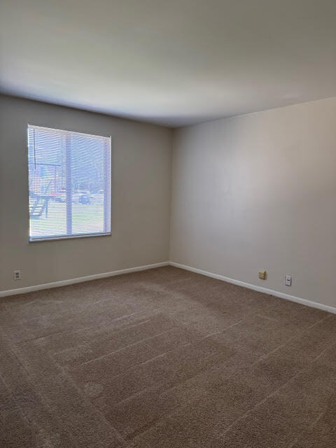 Building Photo - 2601 Hillsboro Pike