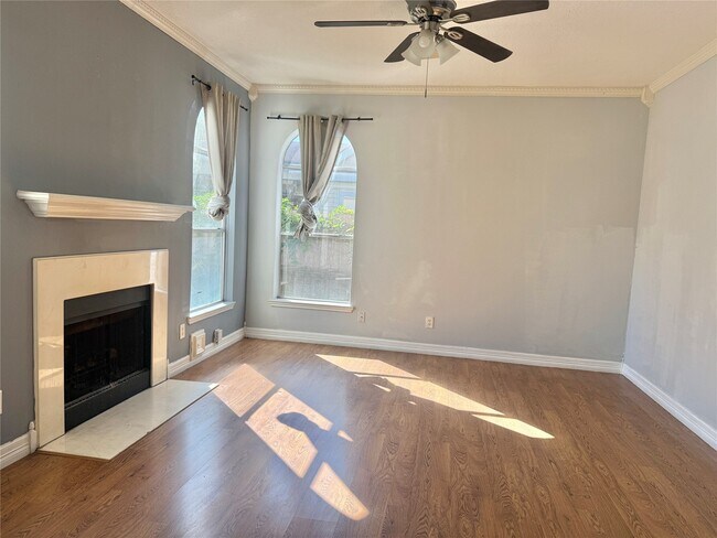 Building Photo - 8819 Diamond Lake Ln