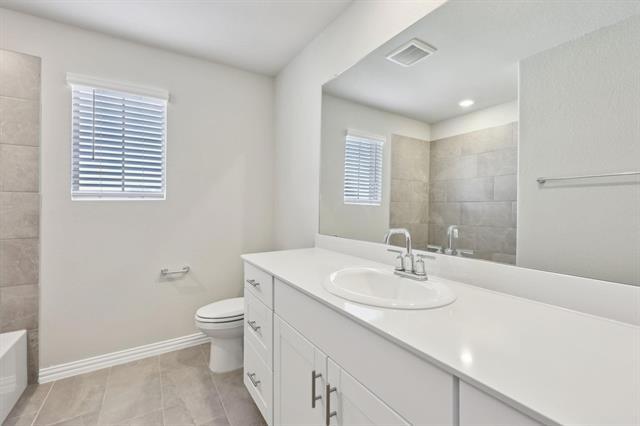 Building Photo - 1210 Booker Dr