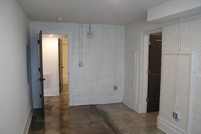 Building Photo - School