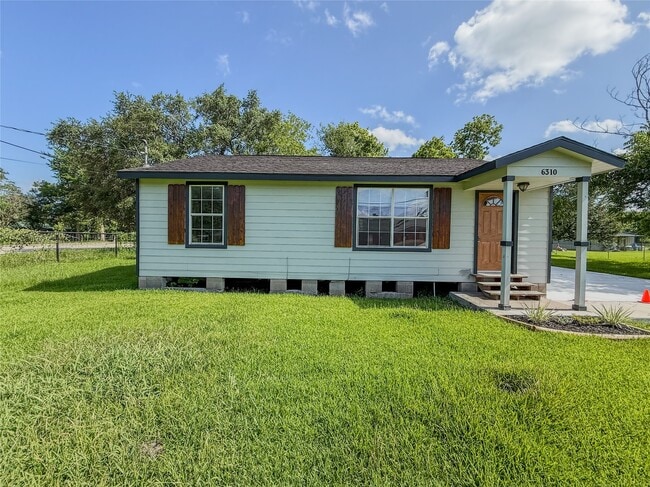 Building Photo - 6310 Brookside Rd