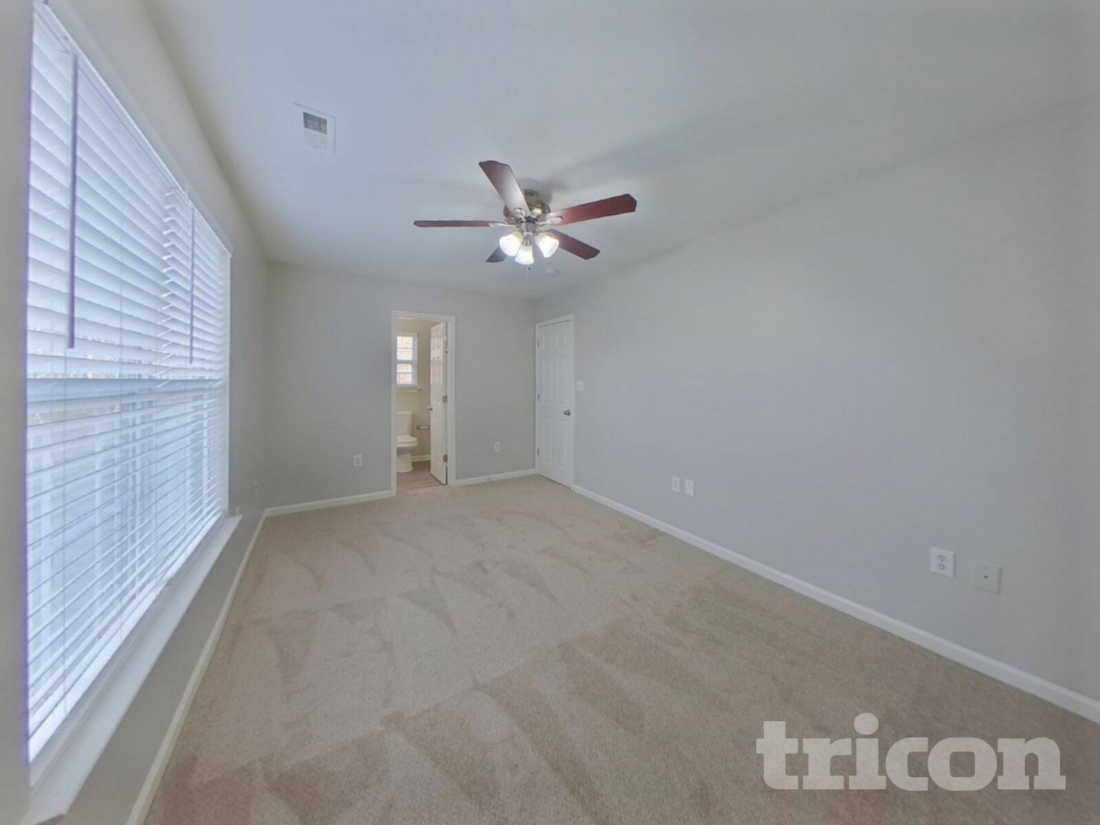 Building Photo - 6250 Dumont Ln