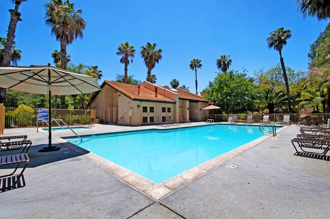 Building Photo - "The Falls" in West Rancho Bernardo