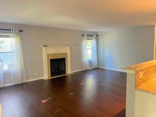 Building Photo - 2112 Skylane Dr