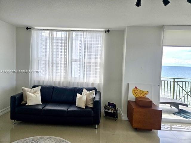 Building Photo - 2080 S Ocean Dr
