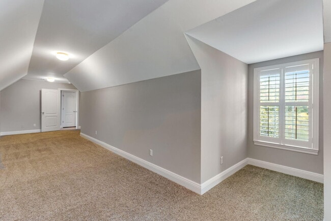 Building Photo - 73 Cobalt Ln
