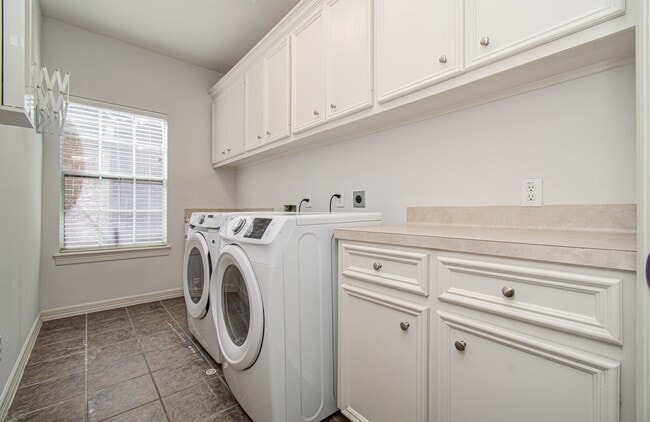 Building Photo - 13514 Broadmeadow Ln