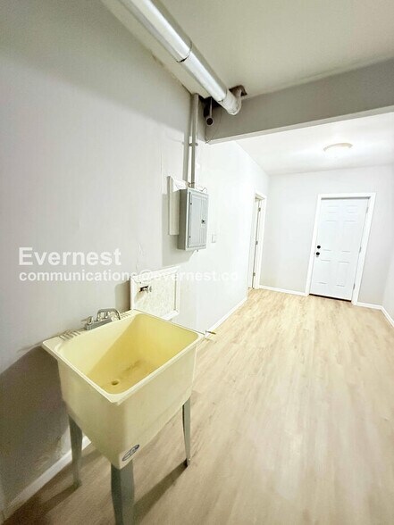 Building Photo - 18455 Wormer Ave