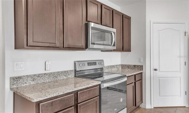 Building Photo - 2904 Long pond Dr