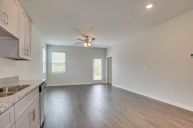 Building Photo - 5148 Captain Dr