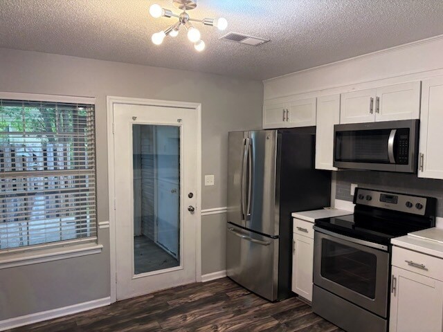 Building Photo - 442 Stanley Ave