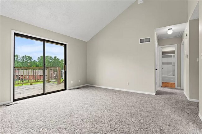 Building Photo - 8925 Armstrong Ave