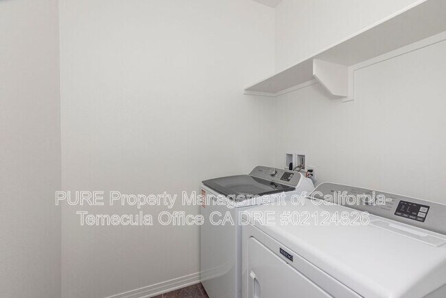 Building Photo - 34495 Agave Dr