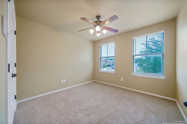 Building Photo - 9902 Meadow Lark