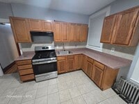 Building Photo - 17 Josephine St