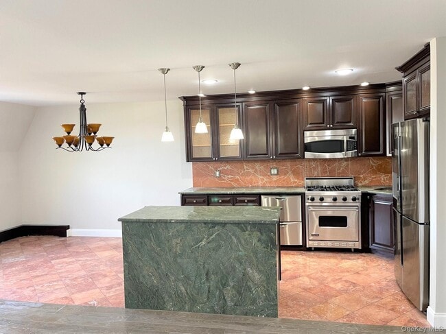 Building Photo - 205-30 Brian Crescent