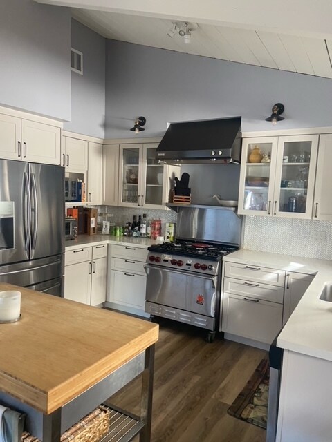 Building Photo - 232 Moosehead Dr