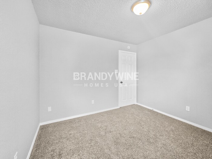 Building Photo - 6508 Hyden Dr