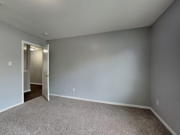 Building Photo - 29014 Fox Fountain Ln