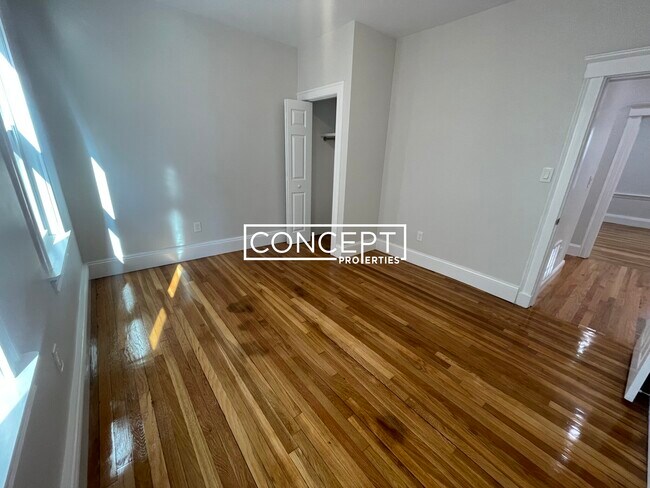 Building Photo - 18 Verrill St