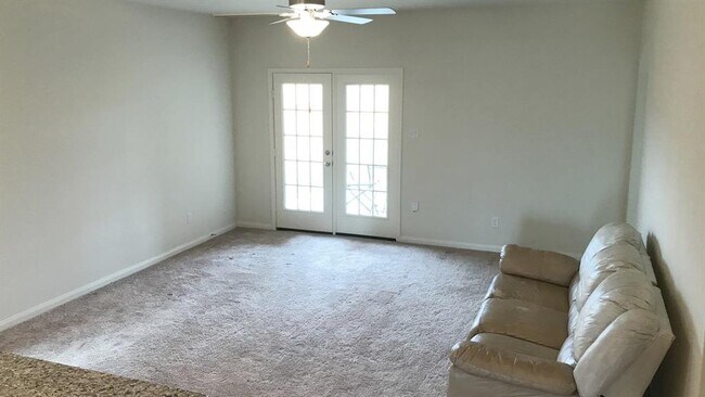 Building Photo - 20731 Solstice Point Dr