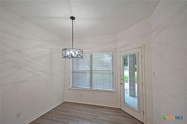 Building Photo - 380 Las Brisas Blvd