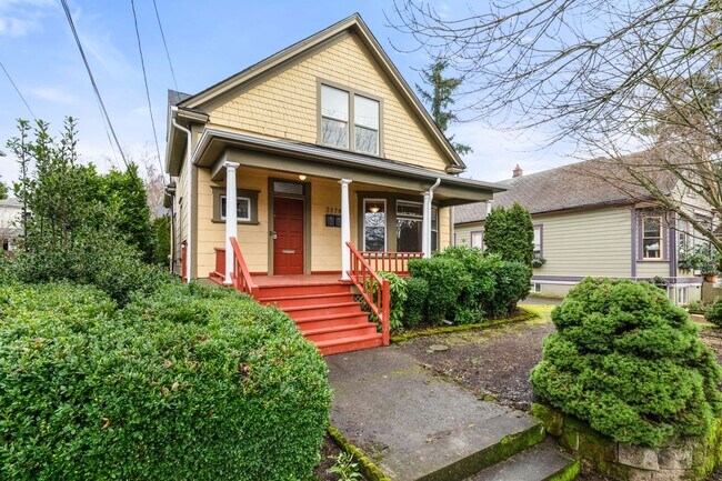 Building Photo - 2178 NE 7th Ave