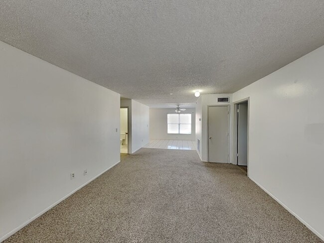 Building Photo - 1717 Michigan Ave