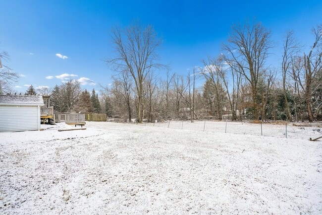 Building Photo - 68 Valley Rd