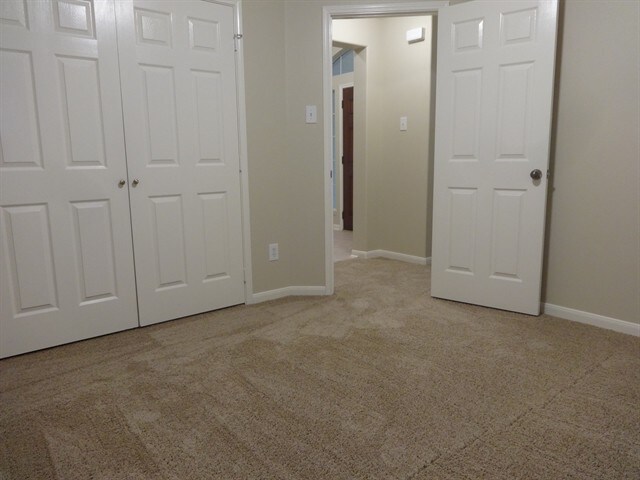 Building Photo - 32107 Archer Park