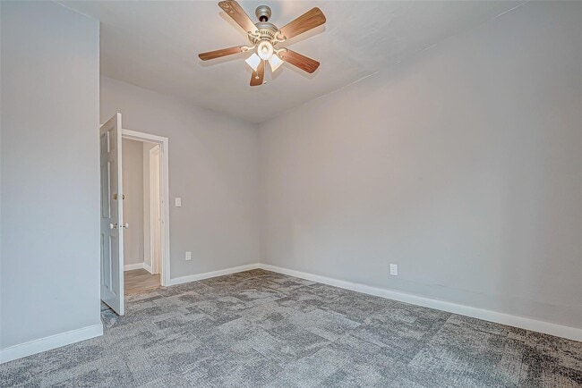 Building Photo - 7422 Avenue I