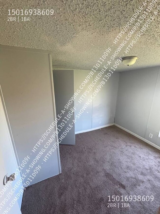 Building Photo - 132 Wyles Ln