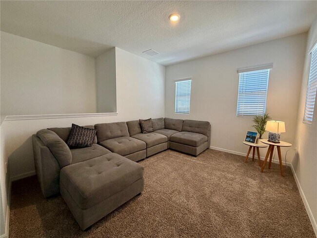 Building Photo - 2333 Treasure Hill St