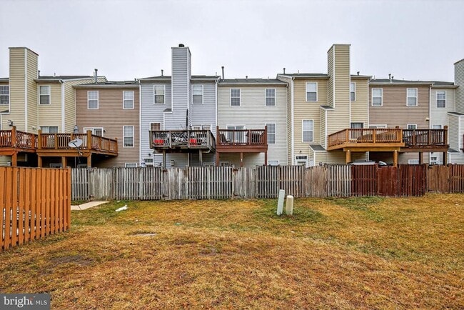 Building Photo - 1221 Rockland Ct