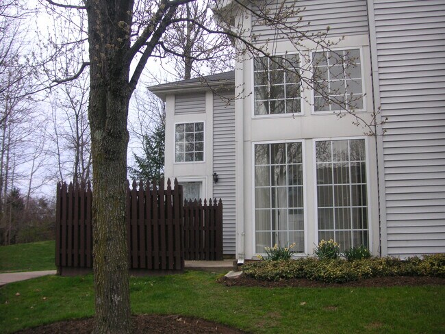 Primary Photo - 753 Patrick Pl