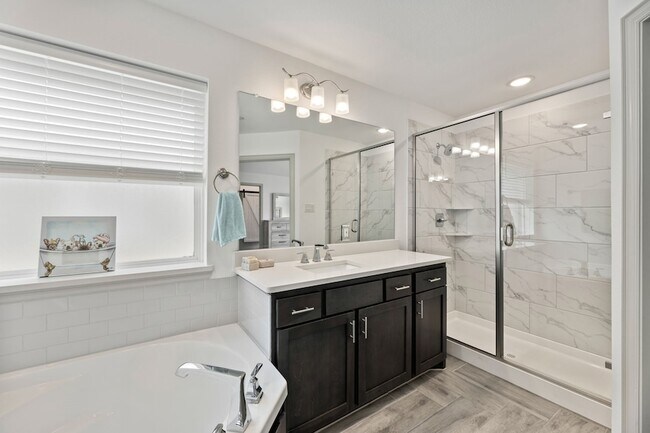 Building Photo - 974 Mikaela Dr