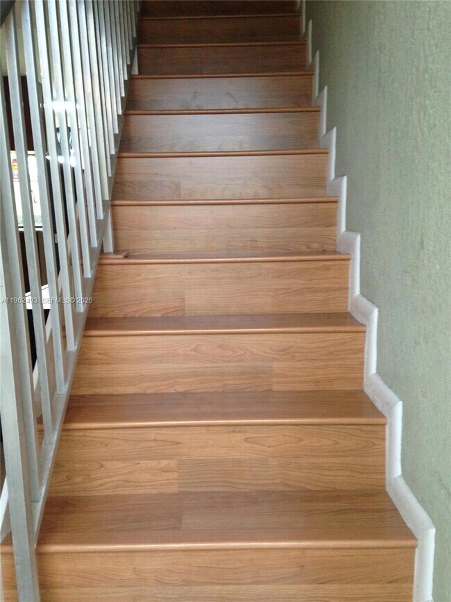 Building Photo - 8950 SW 69th Ct